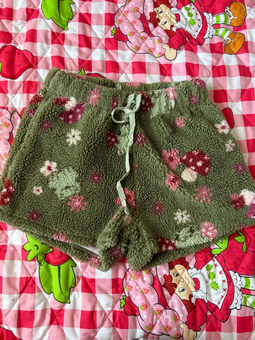 Fluffy Shorts